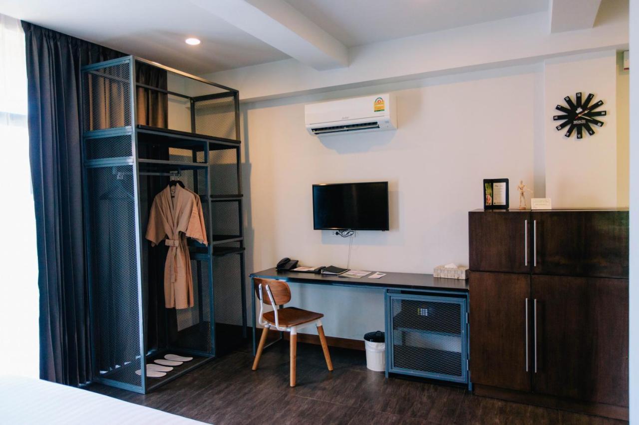Wealth Boutique Hotel Чиангмай Экстерьер фото