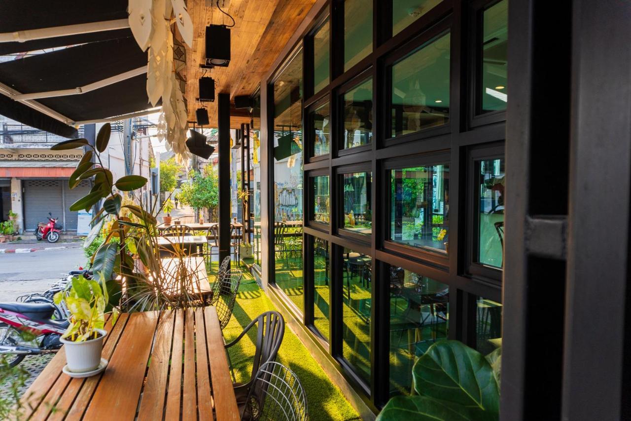 Wealth Boutique Hotel Чиангмай Экстерьер фото