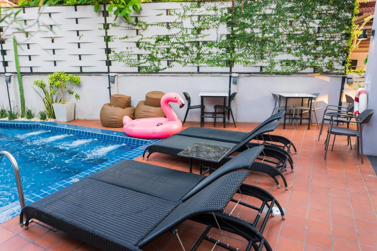 Wealth Boutique Hotel Чиангмай Экстерьер фото