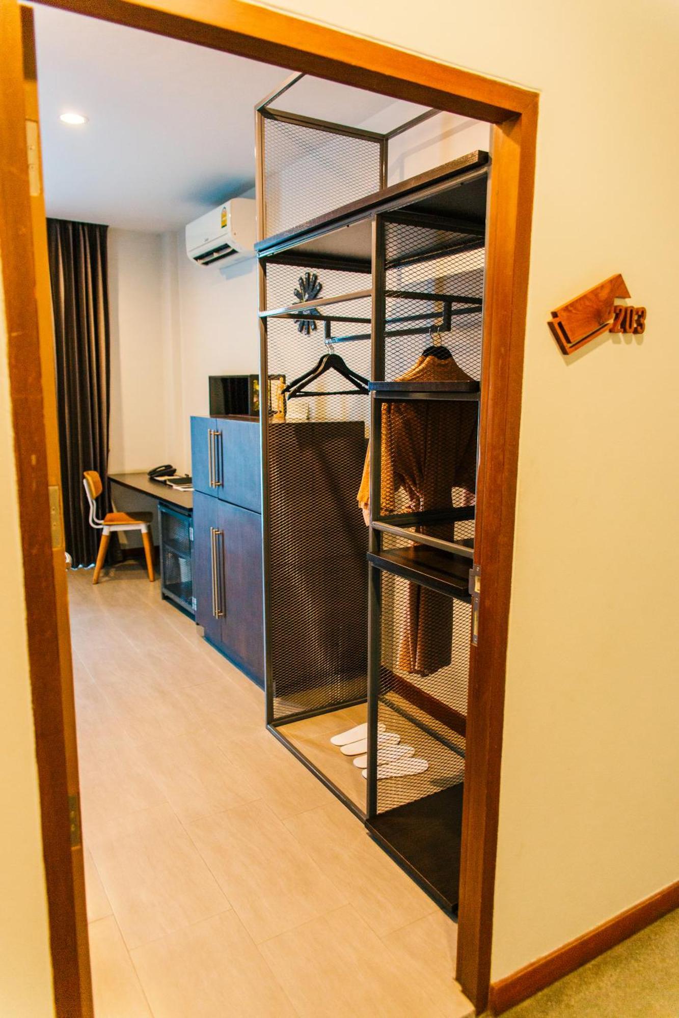 Wealth Boutique Hotel Чиангмай Экстерьер фото
